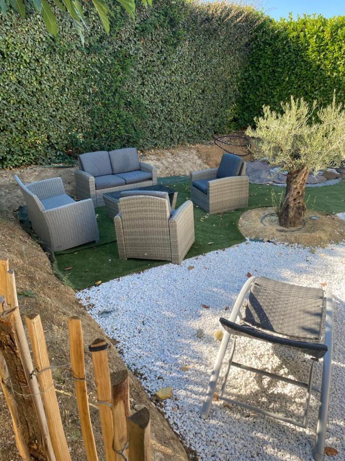 Petit nid douillet en Luberon Villa Ansouis Buitenkant foto