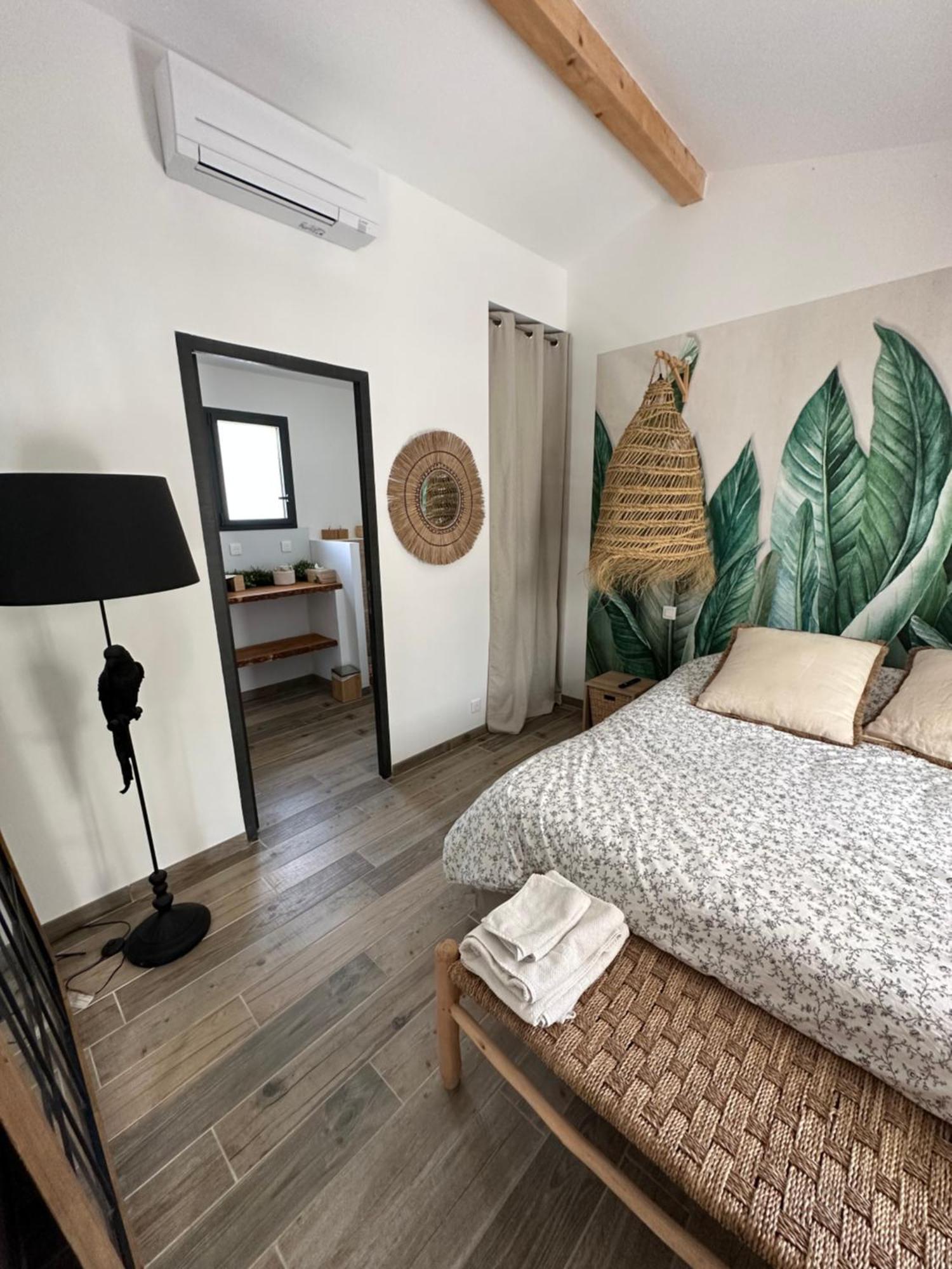Petit nid douillet en Luberon Villa Ansouis Buitenkant foto